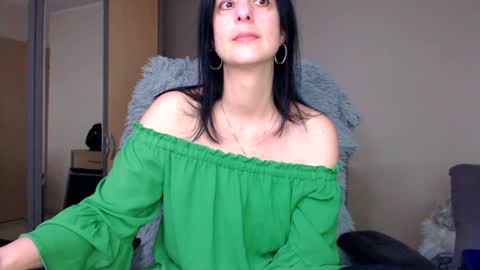 Snapshot of sweetlonglips_ chatting on 01.30.25 JenJenny online show from 01.30.25