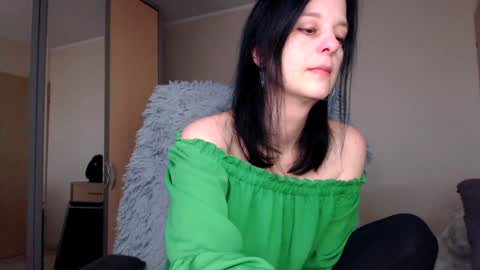 Snapshot of sweetlonglips_ chatting on 02.08.25 JenJenny online show from 02.08.25