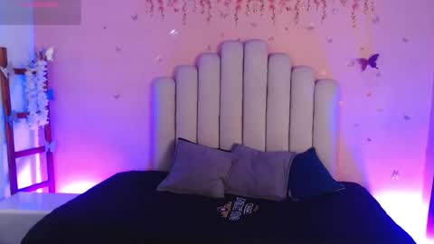 Sweetlu online show from 10.04.25