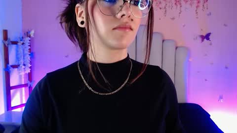 Sweetlu online show from 10.28.25