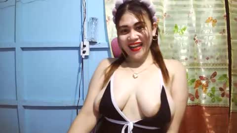 Snapshot of sweetmaria96 chatting on 04.14.26 sweet maria online show from 04.14.26