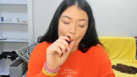 Snapshot of sweetmarylove chatting on 10.03.25 sweetmarylove online show from 10.03.25