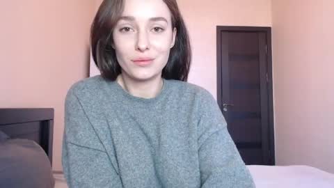 Mia online show from 04.08.26