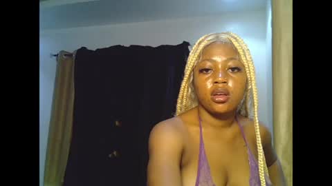Snapshot of sweetmila9 chatting on 05.26.26 sweetmila9 online show from 05.26.26