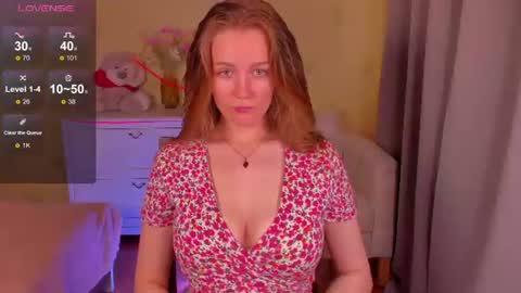 Snapshot of sweetmilkis chatting on 06.15.26 Swetmilkis online show from 06.15.26