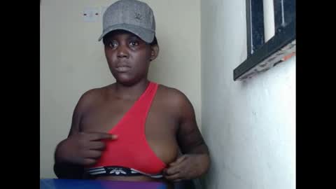 Snapshot of sweetnectarx chatting on 02.20.25 sweetnectarx online show from 02.20.25