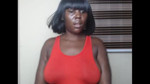 Snapshot of sweetnectarx chatting on 03.05.25 sweetnectarx online show from 03.05.25