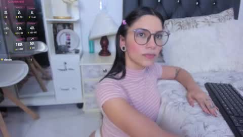 sweetnicky1 online show from 01.05.26