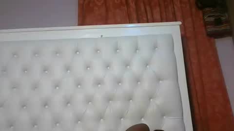 Snapshot of sweetnovah chatting on 07.16.26 Novah girlie online show from 07.16.26