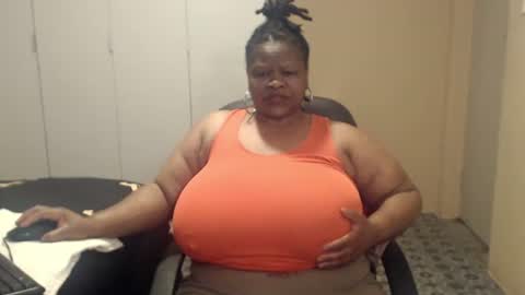 sweetnoziexxx online show from 11.02.25