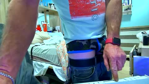 WeAim2PZzz online show from 02.20.25