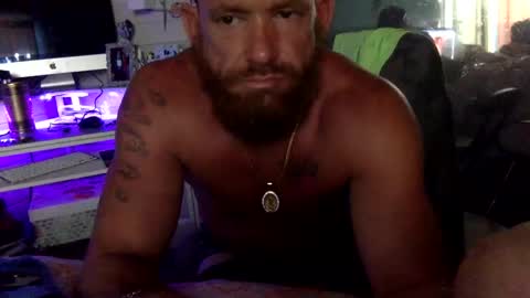 WeAim2PZzz online show from 03.04.25