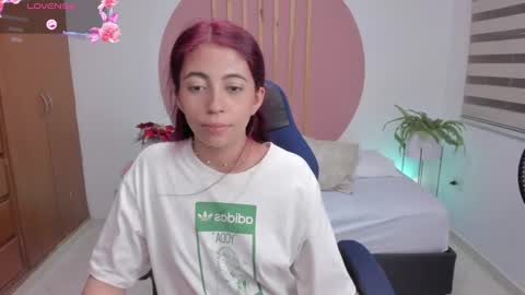 sweetpeach_20 online show from 02.08.25