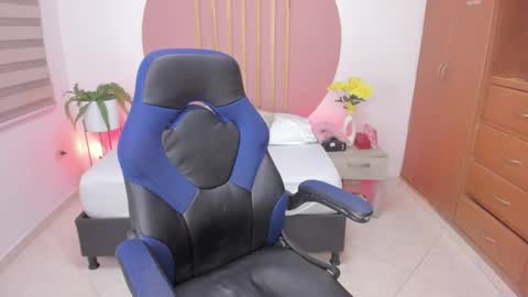 sweetpeach_20 online show from 03.07.25