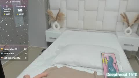 Snapshot of sweetpervert__ chatting on 02.07.25 MIA online show from 02.07.25