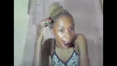 ESTHER online show from 02.16.25