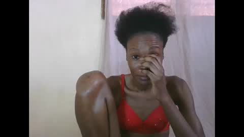 Snapshot of sweetpetite254 chatting on 02.02.26 ESTHER online show from 02.02.26