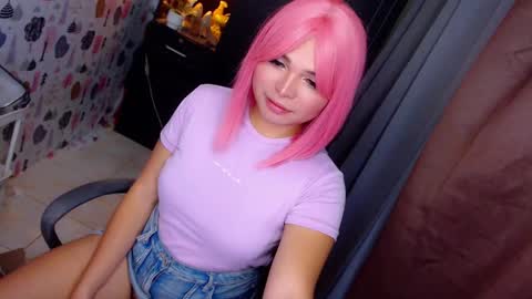 Snapshot of sweetprettyangelts chatting on 03.03.25 angelica online show from 03.03.25