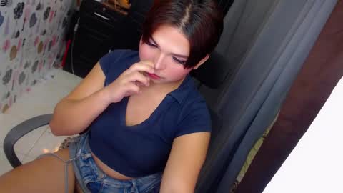 Snapshot of sweetprettyangelts chatting on 03.09.25 angelica online show from 03.09.25