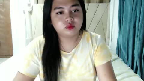Princess Ella online show from 12.30.24