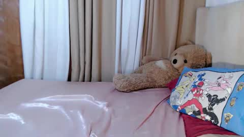Snapshot of sweetprincess_athena chatting on 05.17.26 Princess Ella online show from 05.17.26