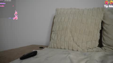 Snapshot of sweetpussyhot_ chatting on 04.25.26 Hello Welcome Im here from WEDNESDAY to SUNDAY 430am to 830am and 3 to 7 timeMONDAY and TUESDAY i rest online show from 04.25.26