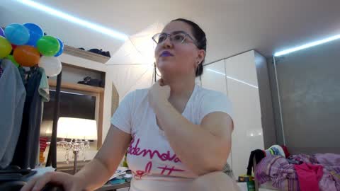 SweetRaisa online show from 12.16.24