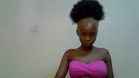 Snapshot of sweetrall chatting on 02.15.26 Lilly online show from 02.15.26