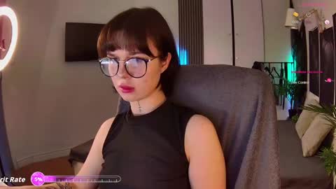 Snapshot of sweetriso chatting on 05.25.26 Alice online show from 05.25.26