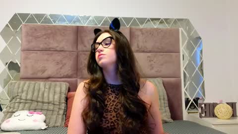 Snapshot of sweetscribe chatting on 12.04.24 SweetScribe online show from 12.04.24
