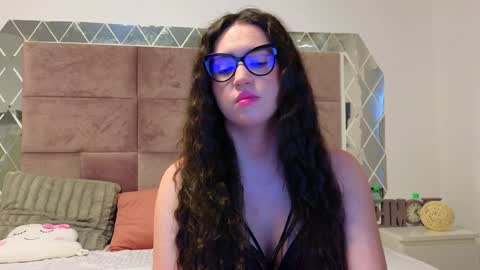 Snapshot of sweetscribe chatting on 01.06.25 SweetScribe online show from 01.06.25