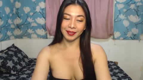 Sweet online show from 01.01.25