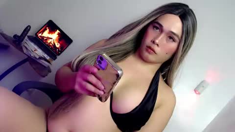 JUST CALL ME BABE online show from 05.21.26