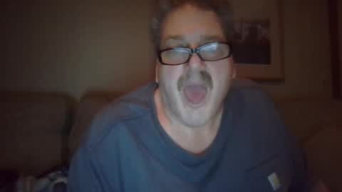 Snapshot of sweetsforu326 chatting on 10.28.25 sweetbrowneyes623 online show from 10.28.25