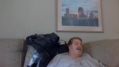 Snapshot of sweetsforu326 chatting on 10.29.25 sweetbrowneyes623 online show from 10.29.25