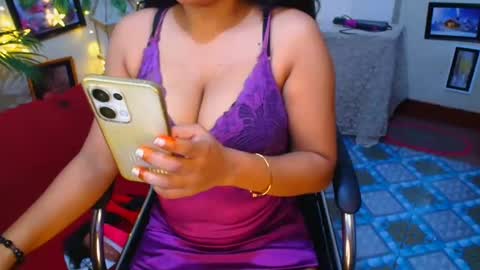 Snapshot of sweetsour18 chatting on 09.09.25 SweetSour online show from 09.09.25