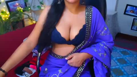 Snapshot of sweetsour18 chatting on 10.02.25 SweetSour online show from 10.02.25