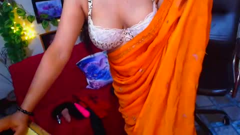 SweetSour online show from 11.17.25