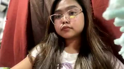 Snapshot of sweetspicyy chatting on 03.19.26 sweetspicyy online show from 03.19.26