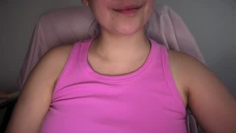 Snapshot of sweetssmashed chatting on 07.16.26 sweetssmashed online show from 07.16.26