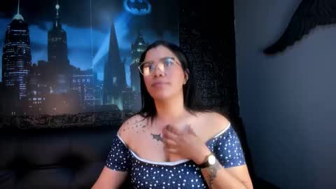 Snapshot of sweett_celeste_ chatting on 10.20.25 SWEET CELE online show from 10.20.25