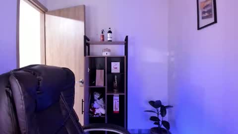 sweett_lust online show from 02.16.26