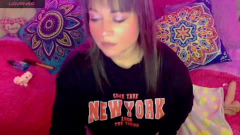 Snapshot of sweett_martina chatting on 02.10.25 martina online show from 02.10.25