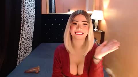 Snapshot of sweettrixiee chatting on 10.01.25 Ms trixiee online show from 10.01.25