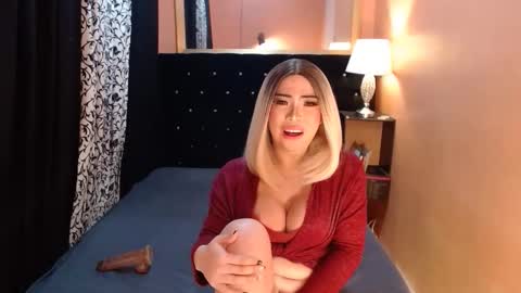 Snapshot of sweettrixiee chatting on 10.07.25 Ms trixiee online show from 10.07.25