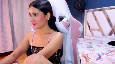 ALONDRA online show from 03.02.25