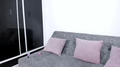 Snapshot of sweettyalondra chatting on 10.05.25 ALONDRA online show from 10.05.25