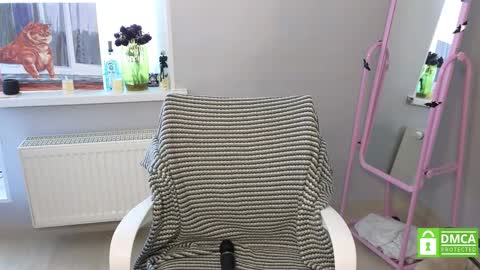 Elis  a little vacation Ill be here Saturday my schedules in bio online show from 03.21.26