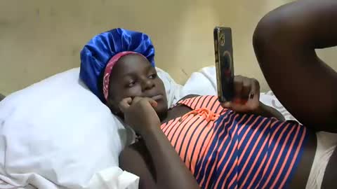 sweetvallerie online show from 02.13.25