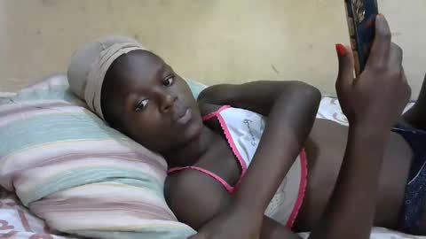 sweetvallerie online show from 02.18.25